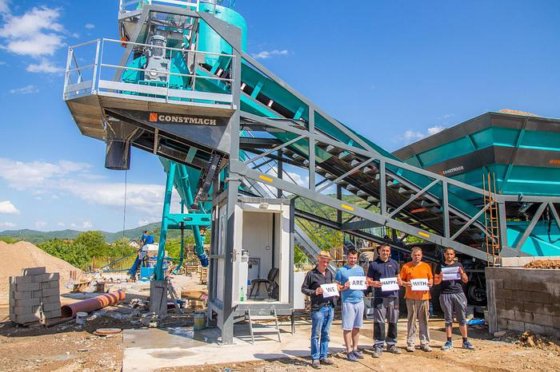 移动混凝土搅拌站