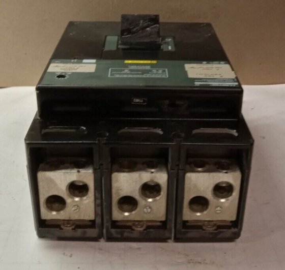 SQUARE D 300 AMP CIRCUIT BREAKER 3 POLE 600 VAC LIL363008041 in Camden