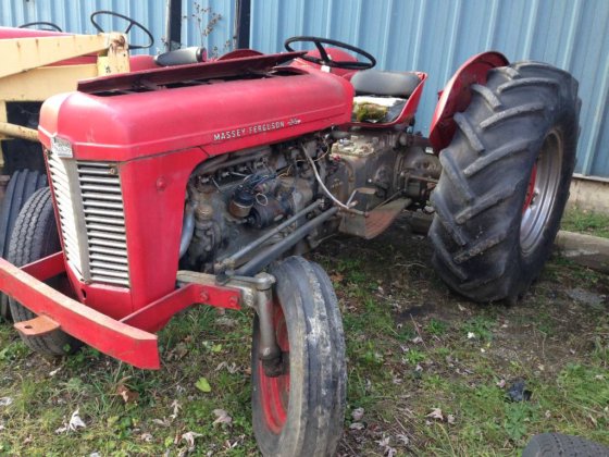 中古 1995 マッセイファーガソン 35 場所 カナダ