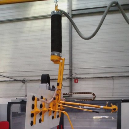 移動するパネル用の真空チューブリフター