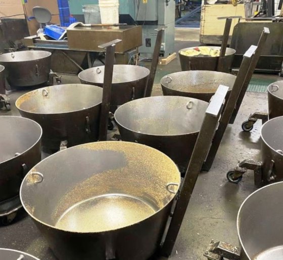 Barrett 1100-E Spankörbe mit Karren.