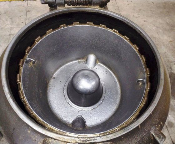 Chip-Spinner vom Trägertyp Barrett 1200-E.