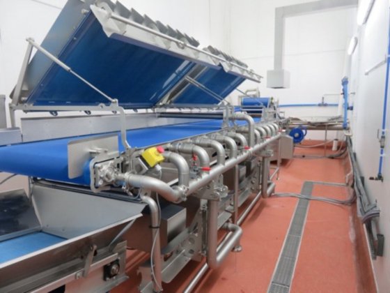 クローネン ボルテックス 16レーン パイプ洗浄ライン