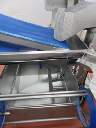 クローネン ボルテックス 16レーン パイプ洗浄ライン