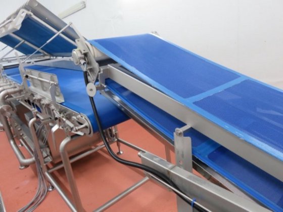 クローネン ボルテックス 16レーン パイプ洗浄ライン