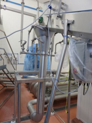 クローネン ボルテックス 16レーン パイプ洗浄ライン