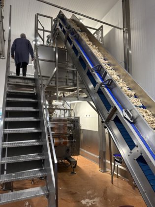 完全はかり付け・袋詰めライン