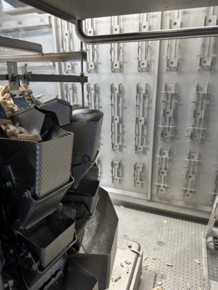 完全はかり付け・袋詰めライン