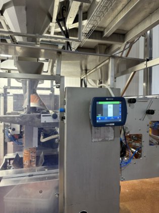 完全はかり付け・袋詰めライン