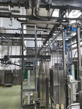 現代の多種動物屠殺場の全内容