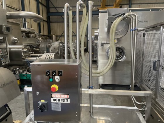 リーンパック ロータリーヴァキューム充填封止機