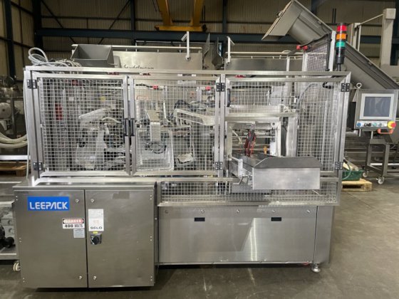 Leepack 旋转真空灌装封口机