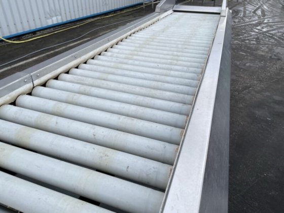 C69. 滚筒传送机