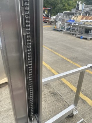 ベースホイスト