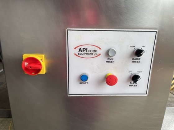 API ツインホッパー混合機システム