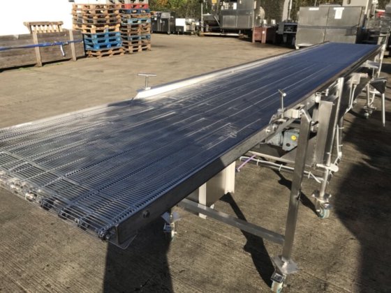 アルコ・ワイヤー搬送機