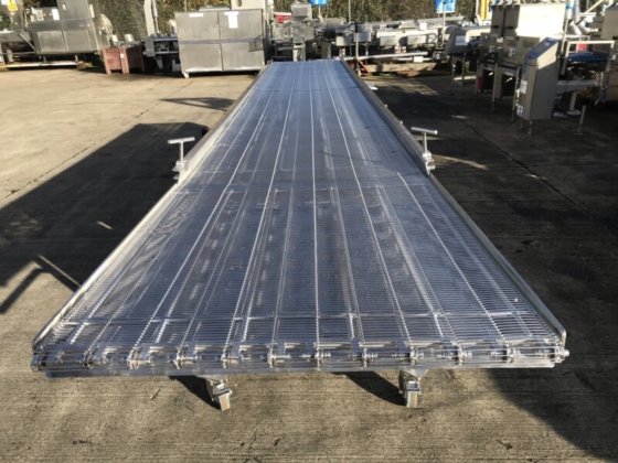 アルコ・ワイヤー搬送機