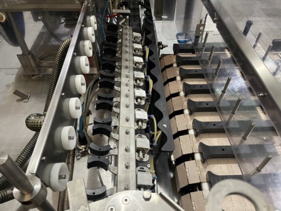 インタカップス充填システムフィラー