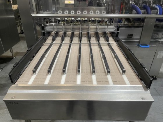 Intercaps灌装系统灌装机