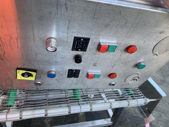 C96. 线网带式输送机