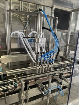 小型ボトル用キング6ヘッドボトリングライン