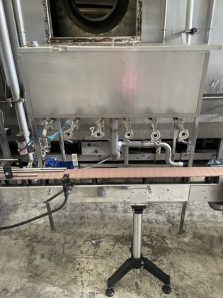 小型ボトル用キング6ヘッドボトリングライン