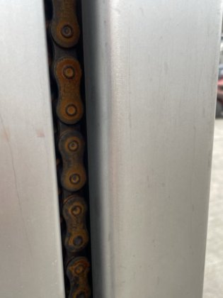 シャトー付きトートビンローダー