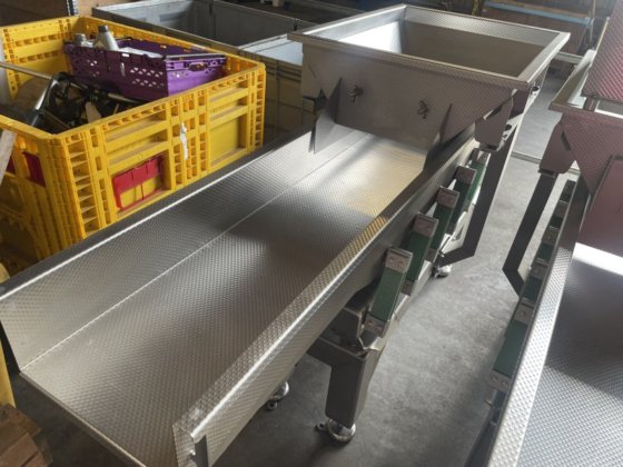 Syspal振動式搬送機