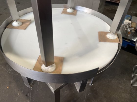 レイジー・スージー・ターンテーブル