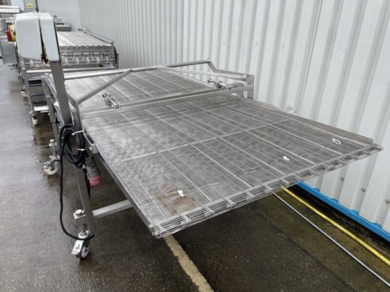 C90. ワイヤーベルトコンベア