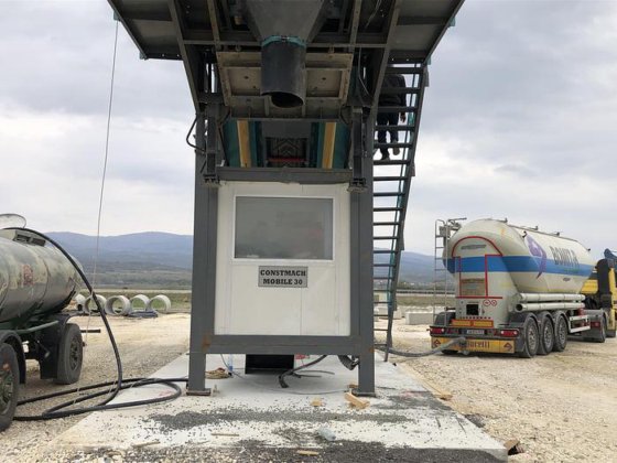 30立方/小时移动混凝土搅拌站