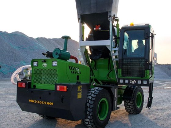 ManXing 2.6m³ 自上料搅拌车