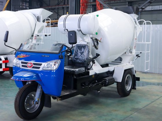 ManXing 1.5m³三轮混凝土搅拌车