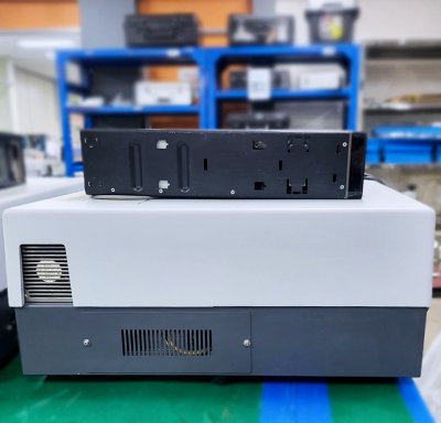 岛津，UV-2450，紫外可见分光光度计