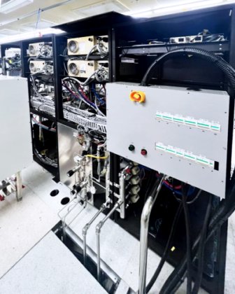 バリアン、XM90、PVDスパッタ