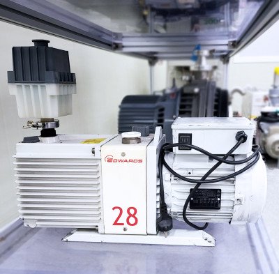 Edwards，E2M28，真空泵