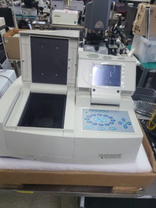 2013 PG 仪器公司，T70+，紫外可见分光光度计