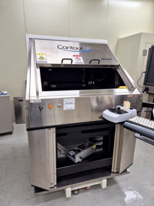 2013年 ブルカー、コンターSP、床置き型3D光学式プロフィロメータ