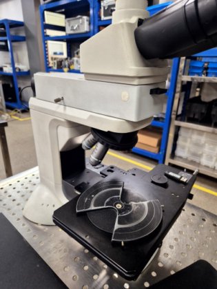 2013 NIKON、ECLIPSE LV150NL、電子顕微鏡