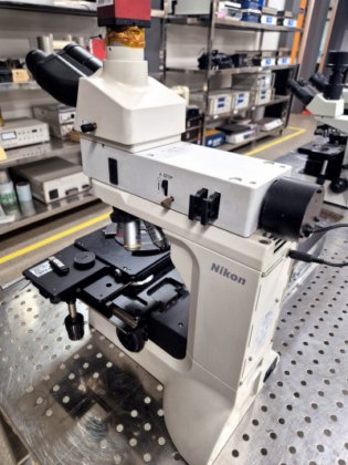 2013 NIKON、ECLIPSE LV150NL、電子顕微鏡