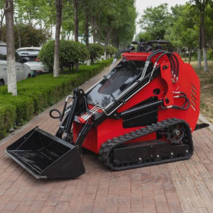 Chargeuse compacte sur chenilles usine