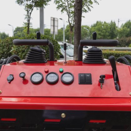 Mini petite chargeuse sur chenilles