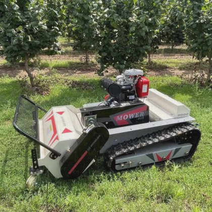 Machine à faucher à fléaux