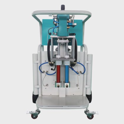 Machine à mousse polyuréthane