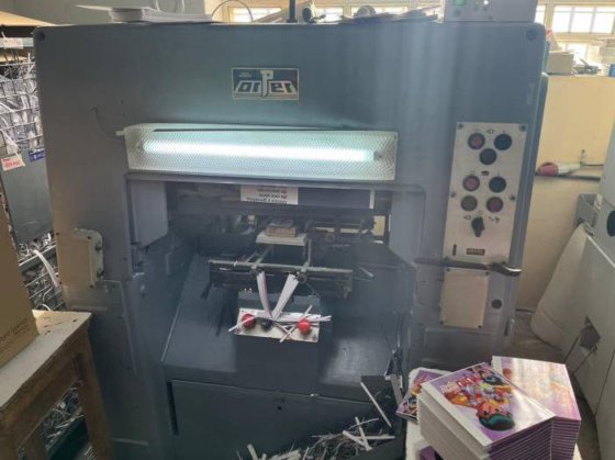 Perfecta Orper Three-knife Trimmer