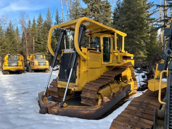 1988 Caterpillar D8N Dozer Angle Dozer in Nisku, Alberta, Canada