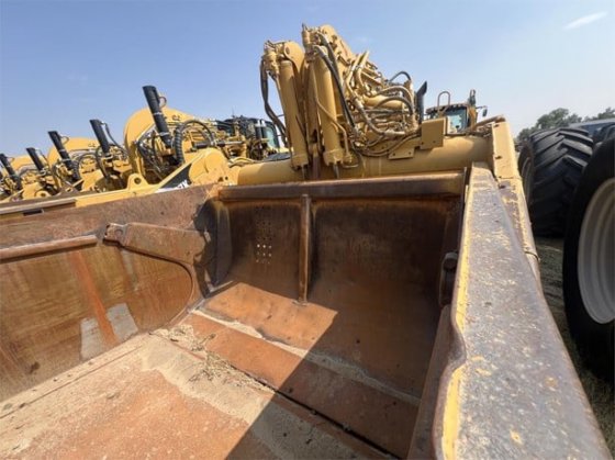 2007 CATERPILLAR 627G Motor Scraper in Nisku, Alberta, Canada