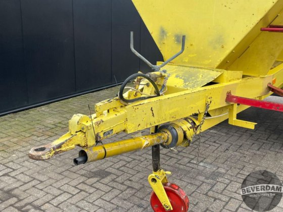 Record WR 6000 kalkstrooi