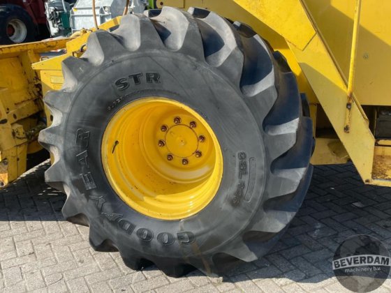 ニュー ホランド 2305