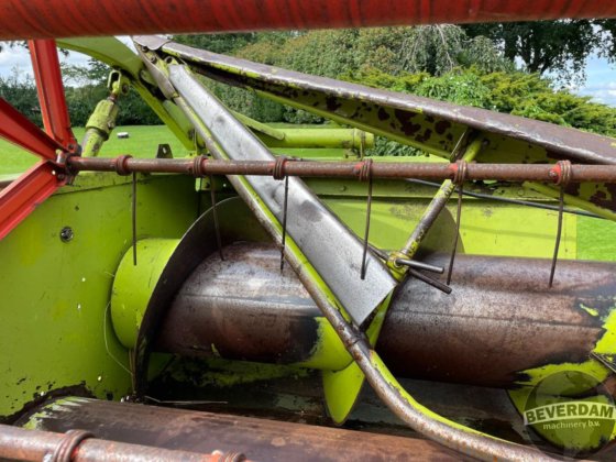 Claasの集草幅400